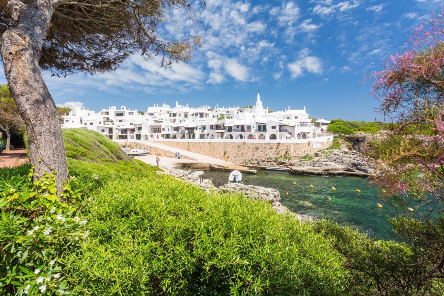 Villa Miguels Arenal d'en Castell Exterior photo